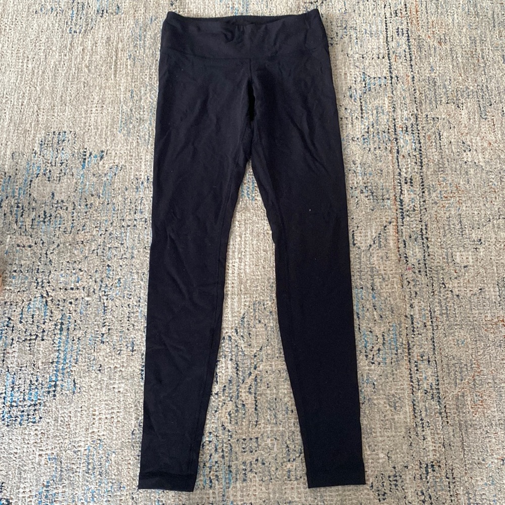 Size 6, black lululemon leggings
